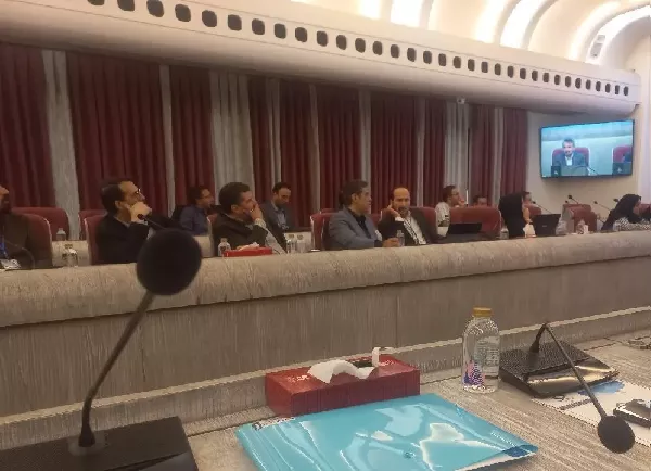 دانشگاه علوم پزشکی کرمانشاه پایلوت برنامه پیاده سازی زیر ساخت های فیبر نوری در کلیه مراکز شهری و روستایی تابعه آن