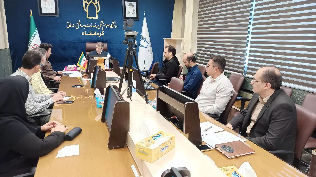 نشست با سرپرست دانشگاه